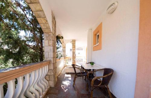 Maini Apartment | Villa Ipera