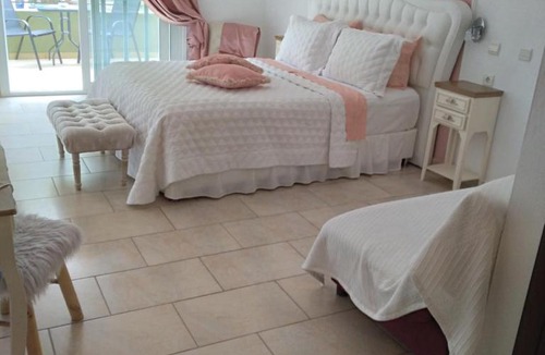 Potos Apartment | Villa Irida