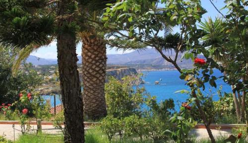 Plaka Apartment | Villa Irini