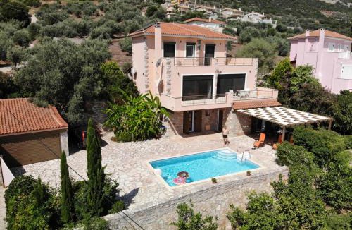 Melissopetra Villa | Villa Irini