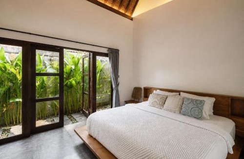Drupadi Villa | Villa Iris by Hotelarious
