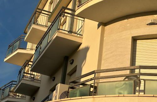 Torre Pedrera Hotel | Villa iris mare