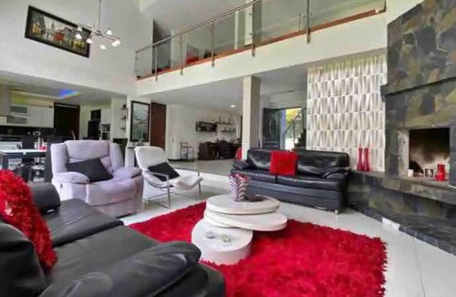 Envigado Villa | VILLA IRLANDA
