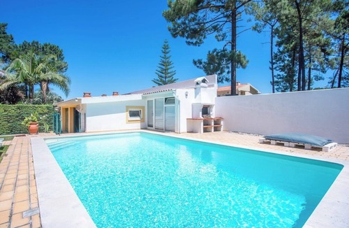 Verdizela Villa | Villa Isabel - Spacious villa for 10 people, with private pool, close to Lisbon