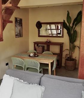Catangnan Villa | Villa Isleñas - Solar, Starlink, Pool