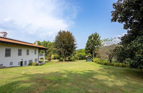 Castelletto Sopra Ticino Villa | Villa Paradise Summar