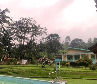 Megamendung Villa | Villa Ivan