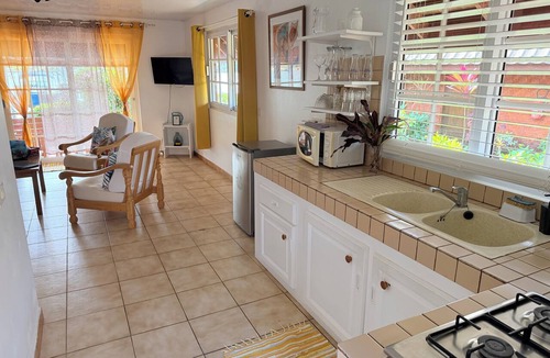 Teahupoo Hotel | Villa Ixora