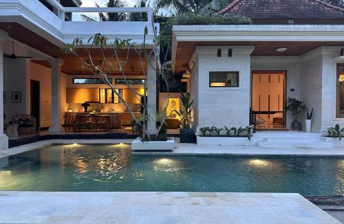 Ubud House | Villa Janardhani