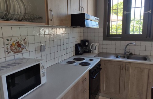 Pesada Villa | Villa 'Jasmine' with Mountain View, Wi-Fi and Air Conditioning