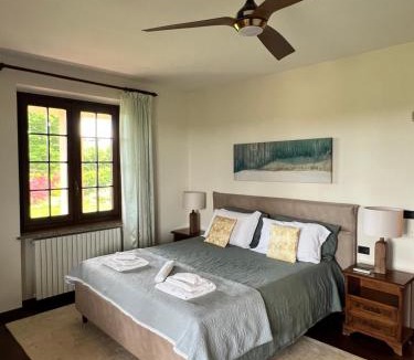 Calosso Villa | Villa Jilla