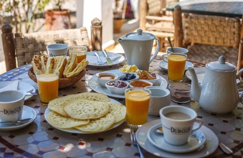 Bani Antar House | Villa JUBA ESSAOUIRA - Room for 3 people (4)