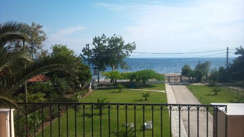 Platanidia Apartment | Villa Kallimanis