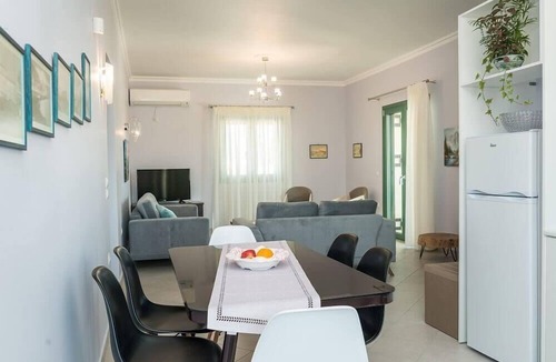 Gaitanion Villa | Villa Kampos