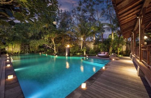 Bukit Villa | Villa Kapungkur