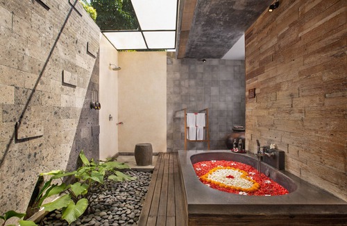 Lodtunduh Hotel | Villa Kayu Lama
