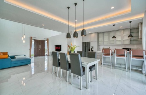 Bukit Villa | Villa Kinditto - Luxury 3BR Villa with Breathtaking Natural Views in Jimbaran