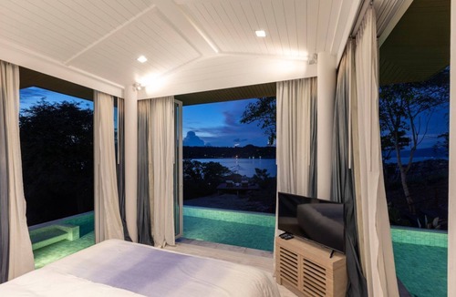 Bophut Resort | Villa Ko Mat - Two Bedroom Resort, Sleeps 5