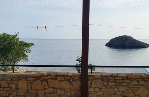 Crisostomos Hotel | Villa Koutsakis