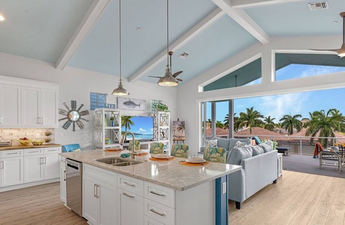 Cape Harbour House | Villa Kylee | Direct Gulf Access, Full Kitchen!
