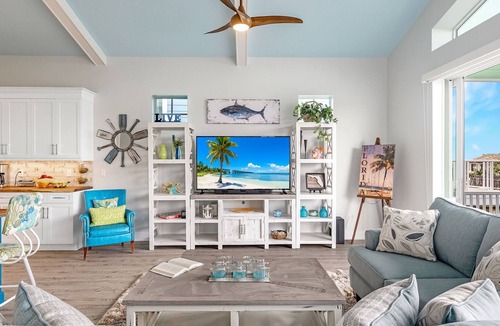Cape Harbour House | Villa Kylee | Direct Gulf Access, Full Kitchen!