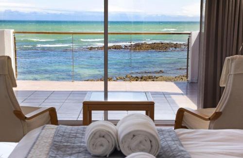 Gordons Bay Central House | Villa Kyma