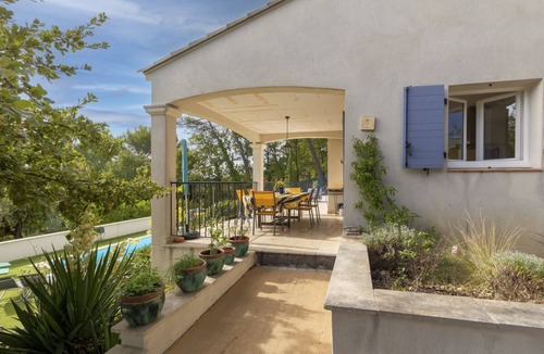 Pierrevert Villa | Villa L'Aube - Four Bedroom Villa, Sleeps 8