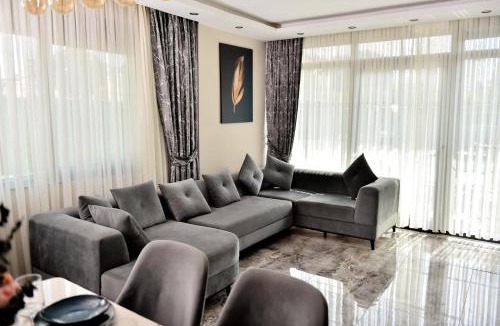 Kadriye Villa | Villa L Olivia 2