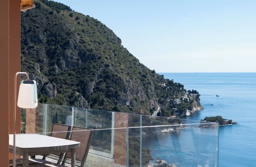 Eze Villa | Villa L'Ourmège/Exceptional sea view and 8-minute walk to the beach