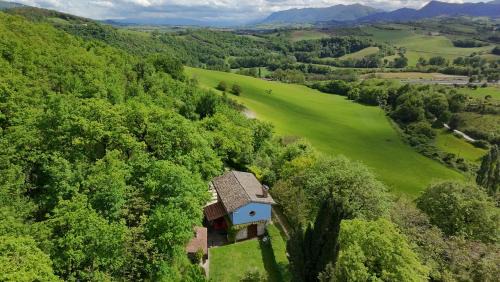 Fabriano Villa | villa la chiesetta - private pool and Jacuzzi - Borgo Canapegna
