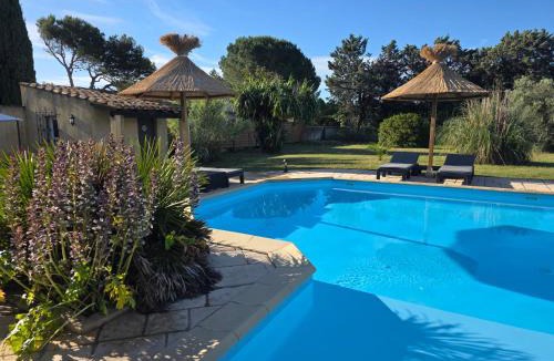 Arles Villa | Villa "La Crau"
