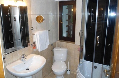 Baile Herculane House | Villa La Dolce Vita