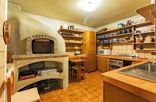 Dormelletto Villa | Villa La Fortezza - Six Bedroom Villa, Sleeps 12
