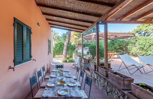 Procchio Villa | Villa La Guardiola, 11 beds 50 meters from the beach. Discount ferry.