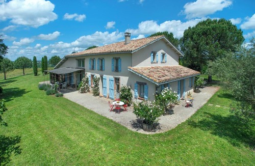 Montdurausse Villa | Villa La Plaine - Four Bedroom Villa, Sleeps 8