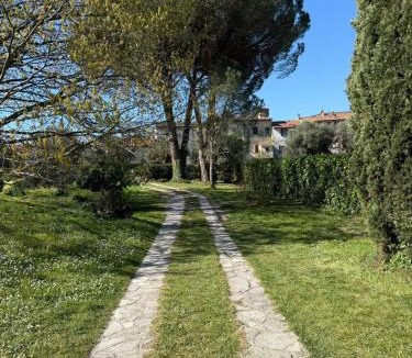 San Giuliano Terme Villa | Villa la Quercia e il Cipresso