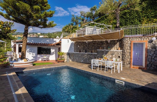 Schiazzano Villa | Villa La Scala - Elegant villa with private pool, garden, and view.