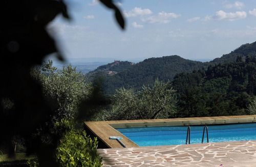 Marliana Villa | Villa La Selva · Detached villa with pool & views near Montecatini Terme