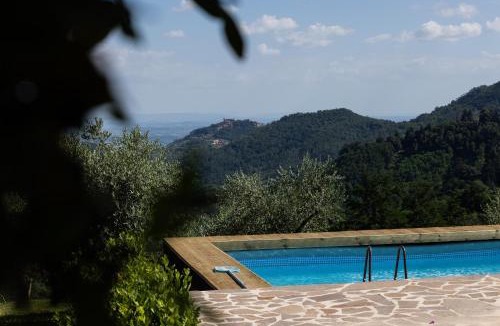 Marliana Villa | Villa La Selva