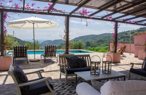 Marliana Villa | Villa La Selva