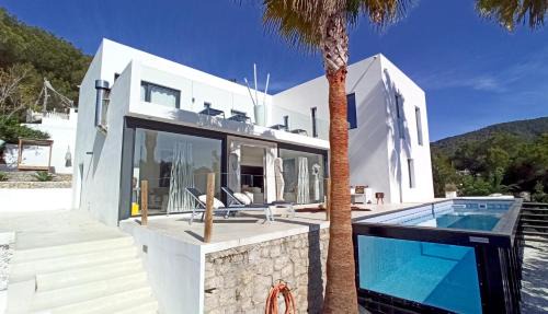 Santa Eulalia del Rio Villa | Villa La Vida