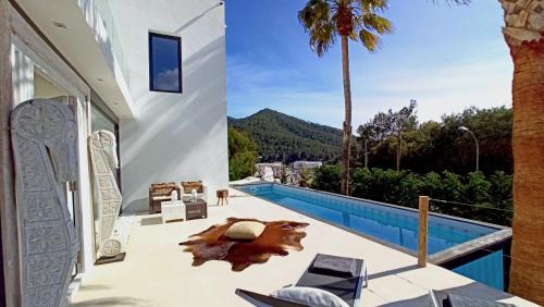 Santa Eulalia del Rio Villa | Villa La Vida
