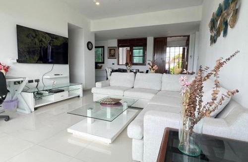 Bophut Hotel | Villa Labaron