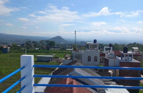 Oro Oro Ombo Villa | Villa Labella BNS Batu