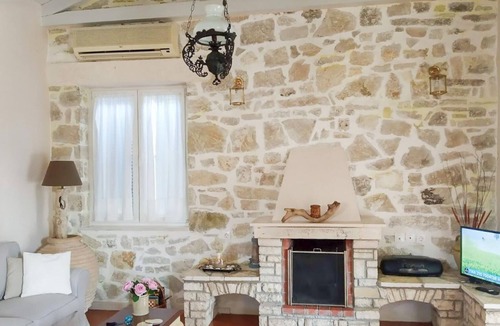 Vlachopoulatika House | Villa Labovitsa in Paxi