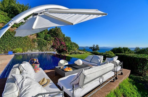 Lake Bracciano Villa | Villa Laguna - Three Bedroom Villa, Sleeps 6