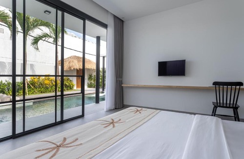 Berawa Villa | Villa Lapis