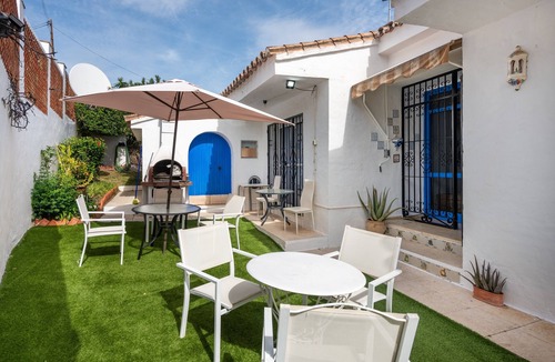 New Golden Mile Villa | Villa 'Las Cancelas' with sea views, private pool and Wi-Fi