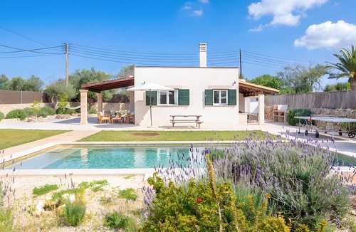 Cala Llombards Villa | Villa 'Las Estrellas Cala Llombards' with Sea View, Wi-Fi and Air Conditioning