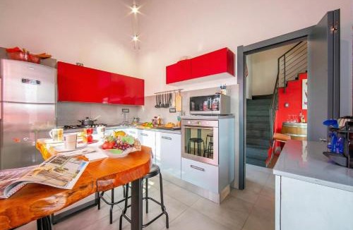 Besozzo Villa | Villa Laura Private Pool and Garden - Happy Rentals